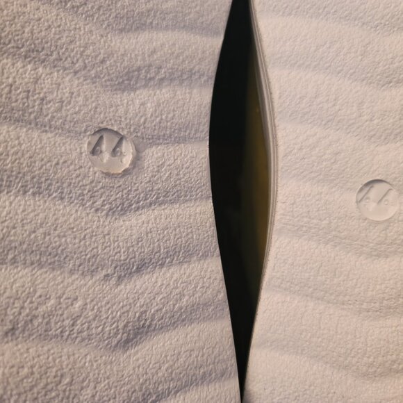 Stilo Bridal sneakers New with FLAWS US SIZE 12, UK10.5 EU 44.5 - Picture 9 of 10